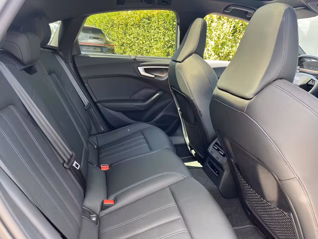 Audi A5 Limousine 2.0 e-hybrid quattro S edition Competition | 367 PK competition | Stoelventilatie | Demper