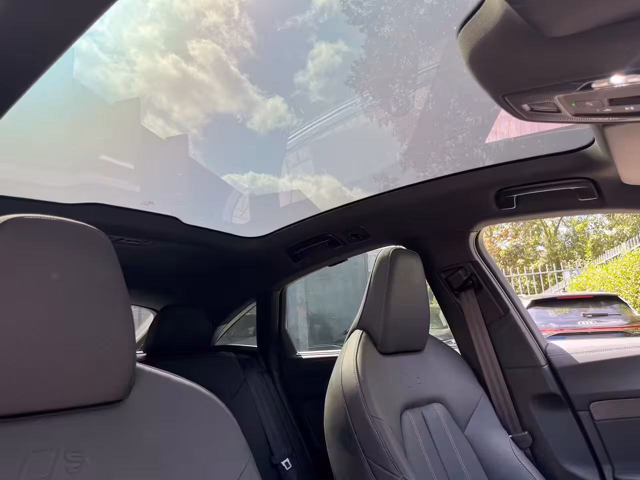 Audi A5 Limousine 2.0 e-hybrid quattro S edition Competition | 367 PK competition | Stoelventilatie | Demper