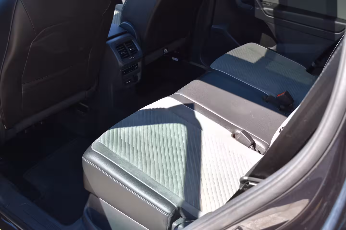 Seat Tarraco 1.4 245PK TSI e-Hybrid PHEV X-Perience | Safe & Driving Package XL | Schuif-kanteldak | El