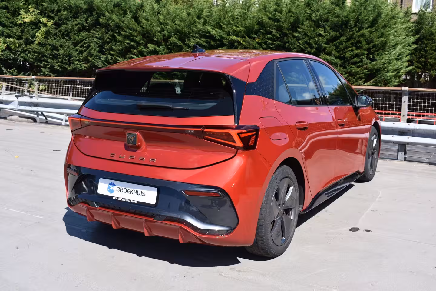 Cupra Born 62kWh Impulse 204PK | Warmtepomp | BeatsAudio | Cargo pakket | Verwarmbaar stuurwiel