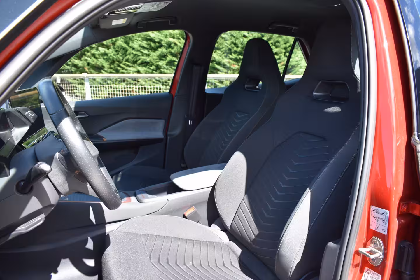 Cupra Born 62kWh Impulse 204PK | Warmtepomp | BeatsAudio | Cargo pakket | Verwarmbaar stuurwiel