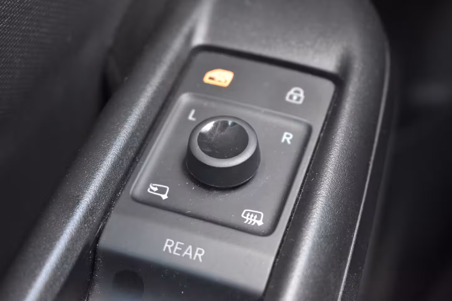 Cupra Born 62kWh Impulse 204PK | Warmtepomp | BeatsAudio | Cargo pakket | Verwarmbaar stuurwiel