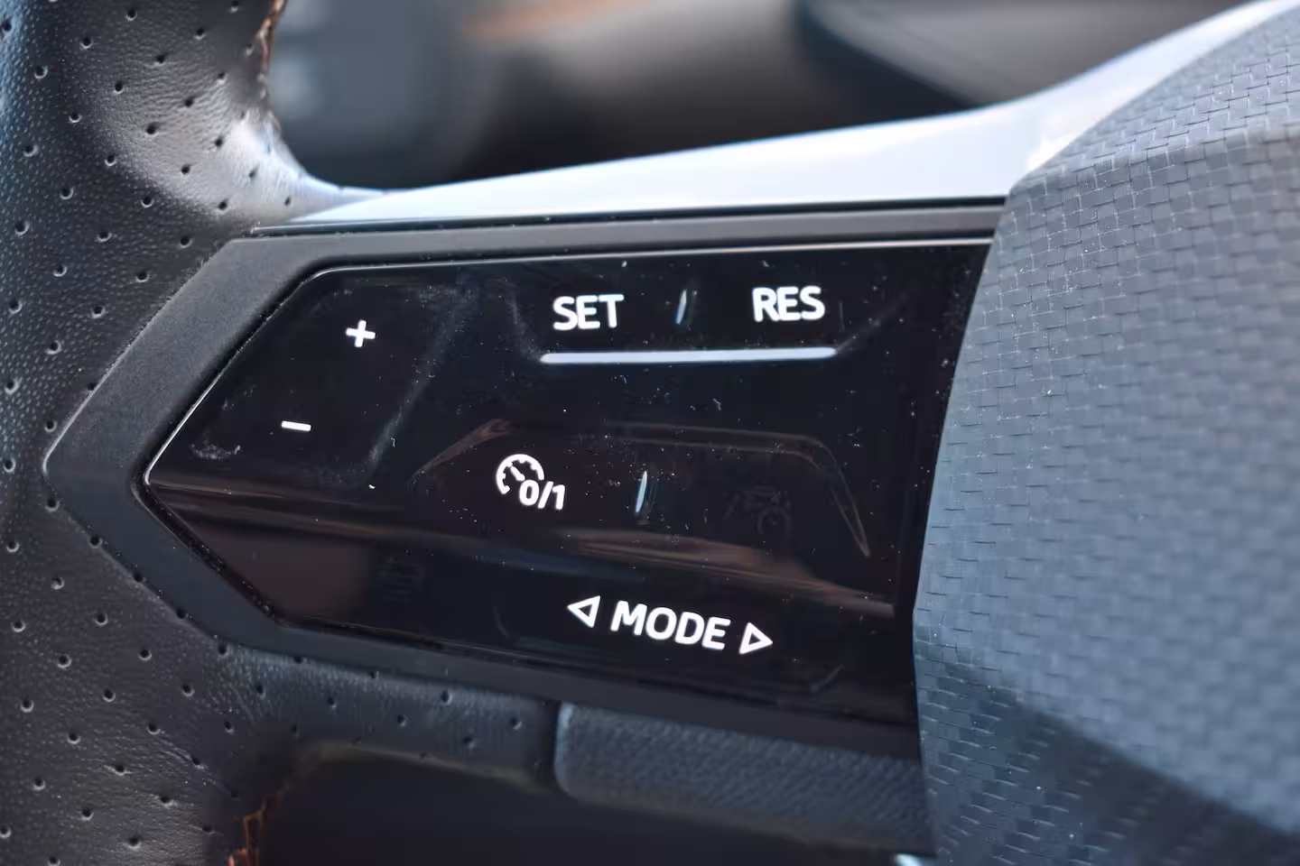 Cupra Born 62kWh Impulse 204PK | Warmtepomp | BeatsAudio | Cargo pakket | Verwarmbaar stuurwiel