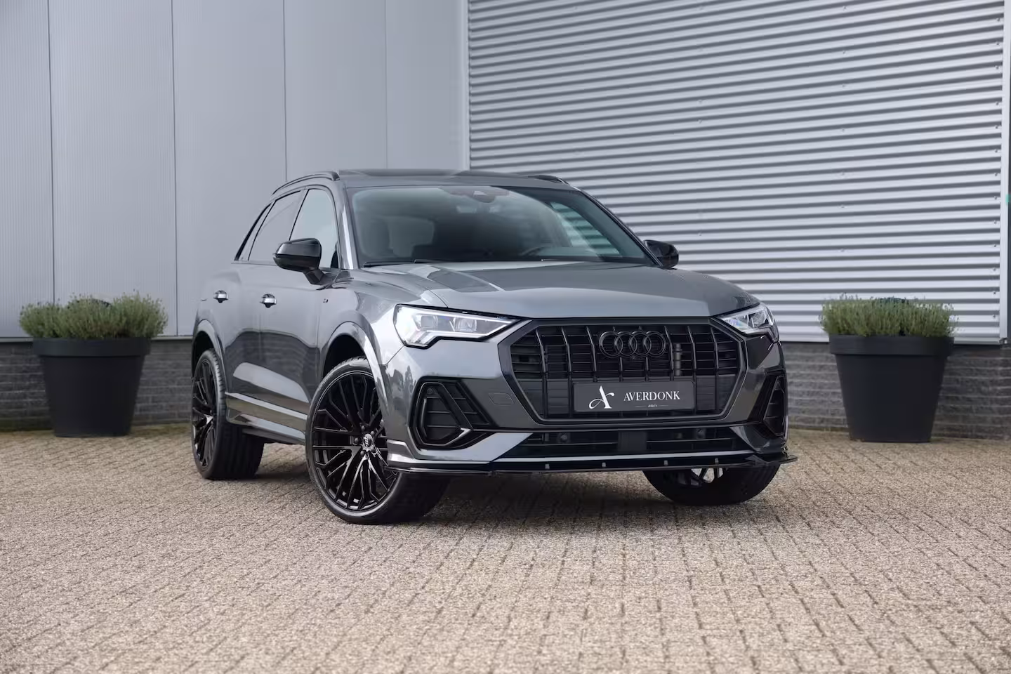 Audi Q3 45 TFSI e 245pk Competition S-Line Black Pano|360cam|Elek stoelv|Matrix|RS Q3