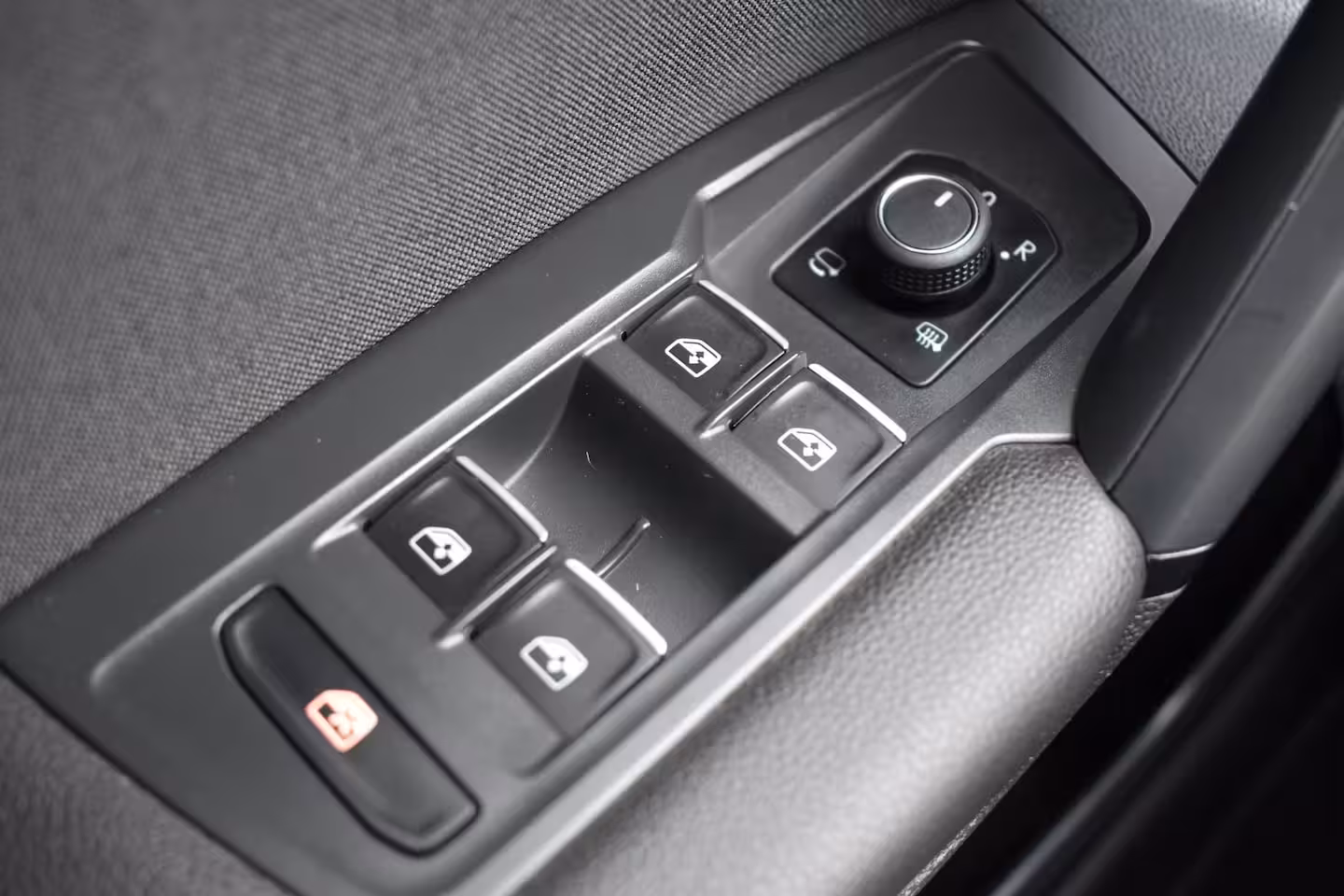 Volkswagen Tiguan Allspace 1.4 TSI 150PK Comfortline | TREKHAAK | STOELVERW. | CAMERA | NAVIGATIE | ADAPT. CRUISE | F