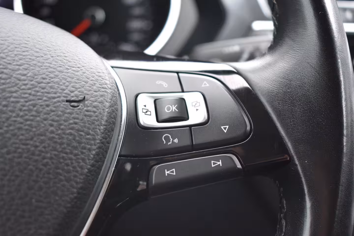Volkswagen Tiguan Allspace 1.4 TSI 150PK Comfortline | TREKHAAK | STOELVERW. | CAMERA | NAVIGATIE | ADAPT. CRUISE | F
