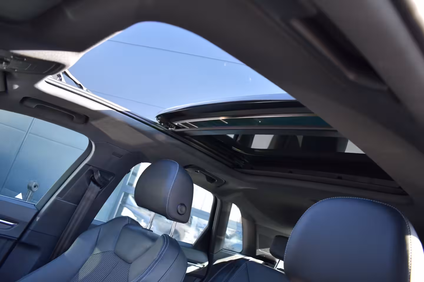 Audi Q3 45 TFSI e S edition | S-Line in- en exterieur | Schuif-kanteldak | Dode hoek detectie | Ba