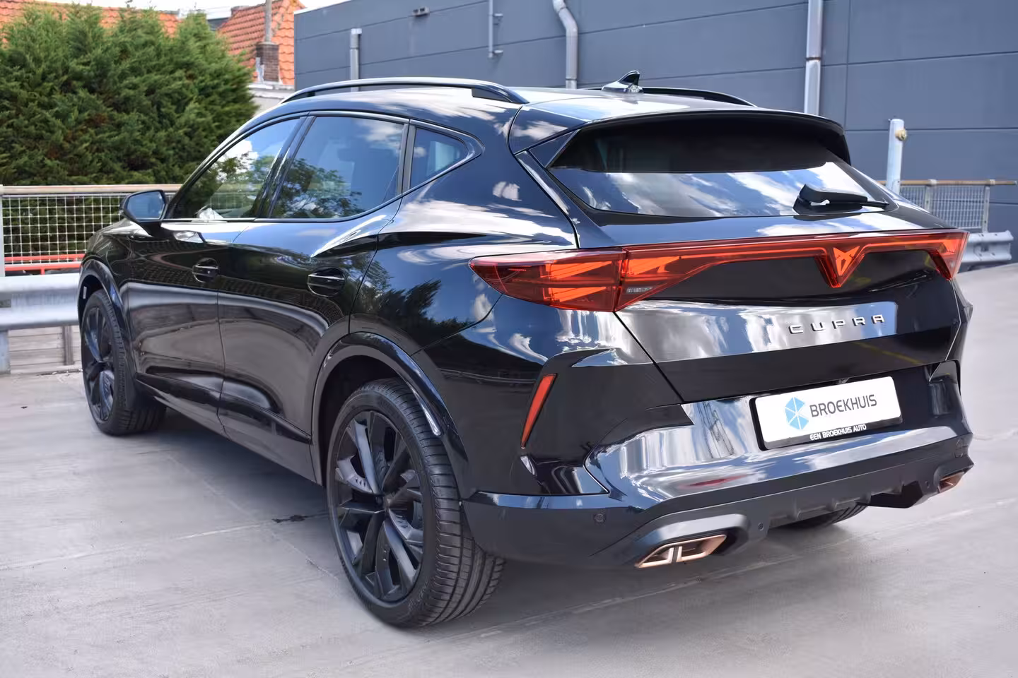Cupra Formentor 1.5 TSI e-Hybrid 204PK PHEV | Achteruitrijcamera | ACC | Elektrische achterklep | Verwarmd