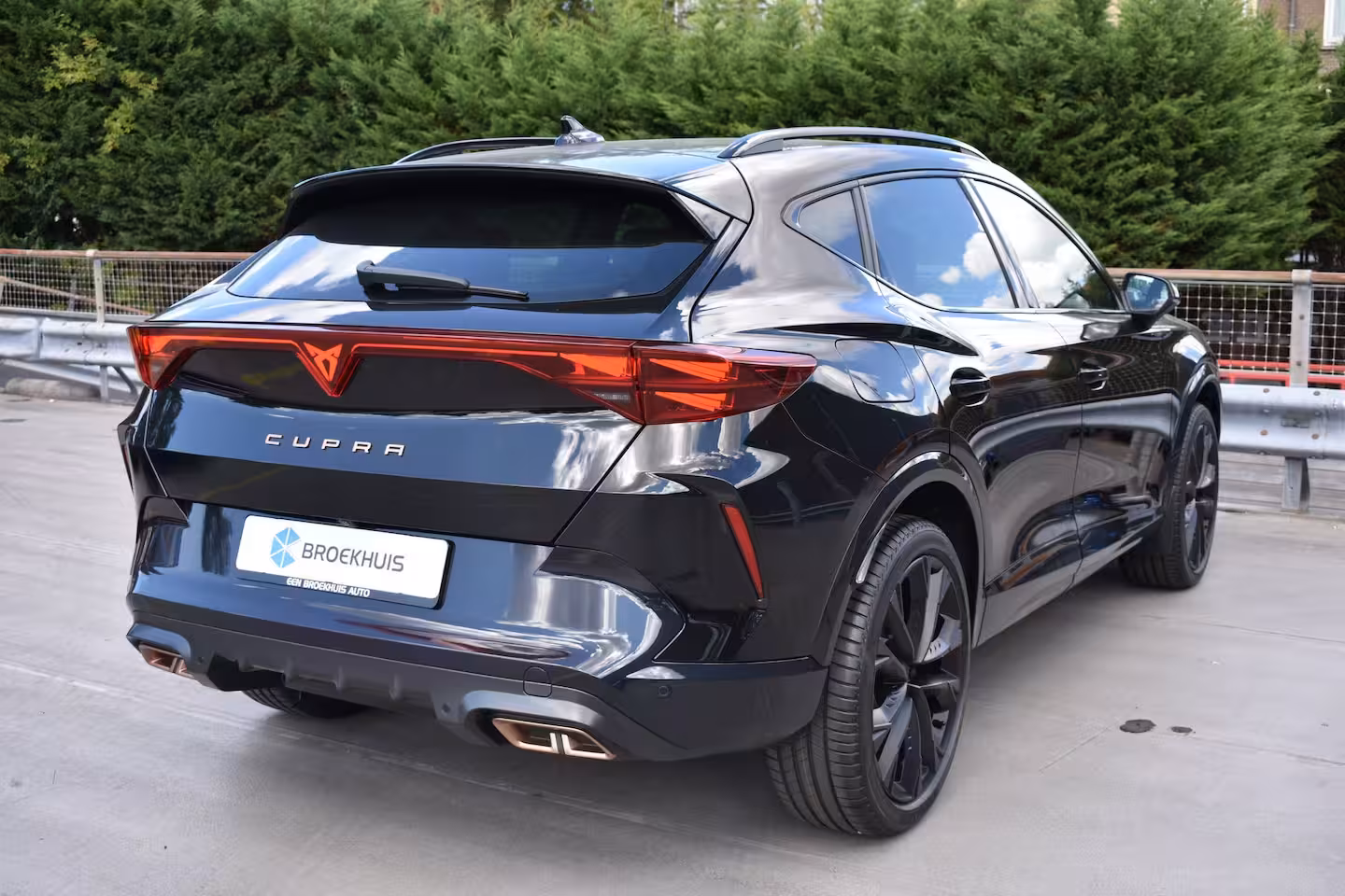 Cupra Formentor 1.5 TSI e-Hybrid 204PK PHEV | Achteruitrijcamera | ACC | Elektrische achterklep | Verwarmd