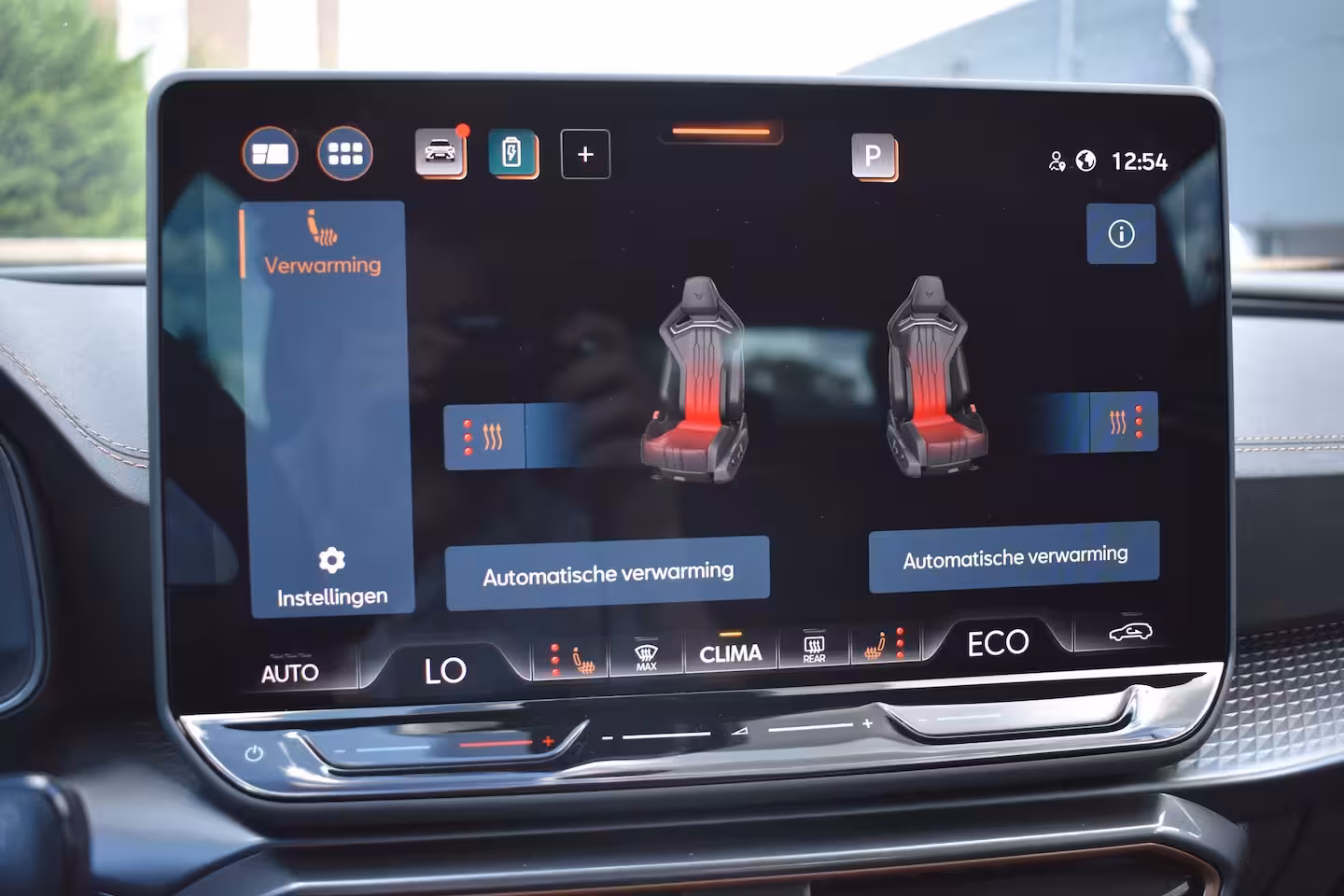 Cupra Formentor 1.5 TSI e-Hybrid 204PK PHEV | Achteruitrijcamera | ACC | Elektrische achterklep | Verwarmd