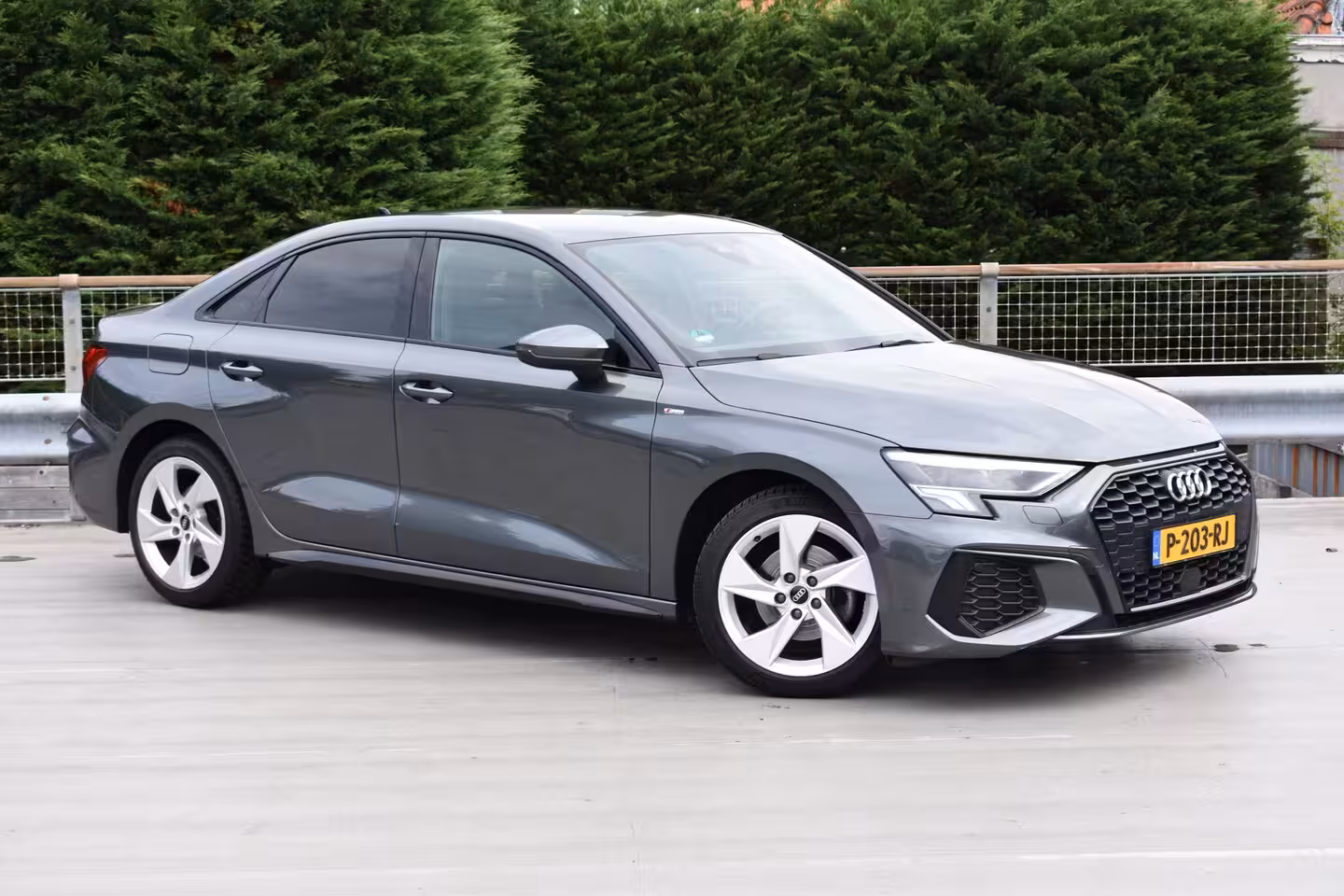Audi A3 Limousine 30 TFSI 110PK S-tronic S Line edition | STOELVERW. | APP. CONNECT | CRUISE CONTROL | CLIMA