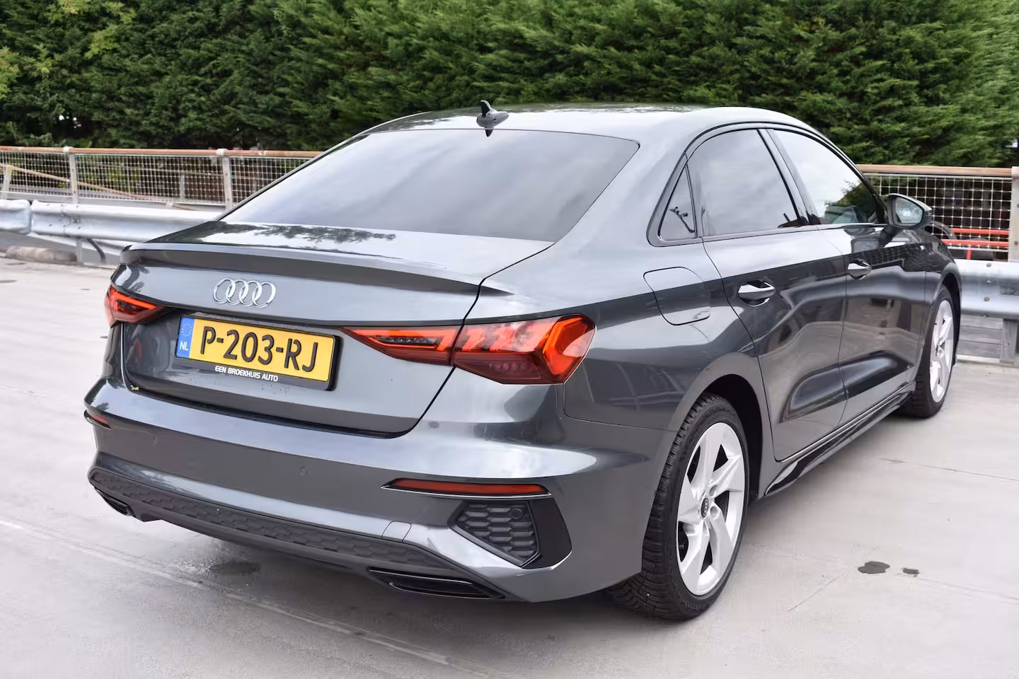 Audi A3 Limousine 30 TFSI 110PK S-tronic S Line edition | STOELVERW. | APP. CONNECT | CRUISE CONTROL | CLIMA