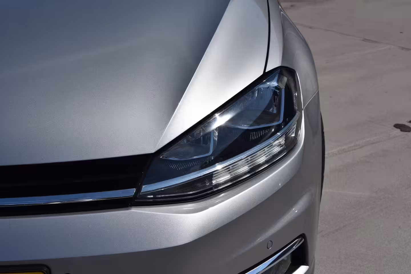 Volkswagen Golf 1.5 TSI 130PK DSG/AUT. Highline | TREKHAAK | CAMERA | NAVIGATIE | APP. CONNECT | ADAPT. CR