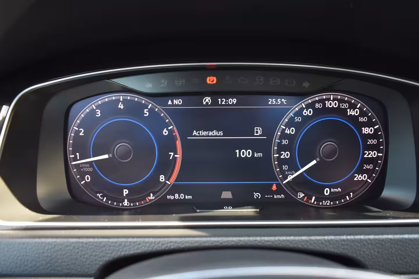 Volkswagen Golf 1.5 TSI 130PK DSG/AUT. Highline | TREKHAAK | CAMERA | NAVIGATIE | APP. CONNECT | ADAPT. CR