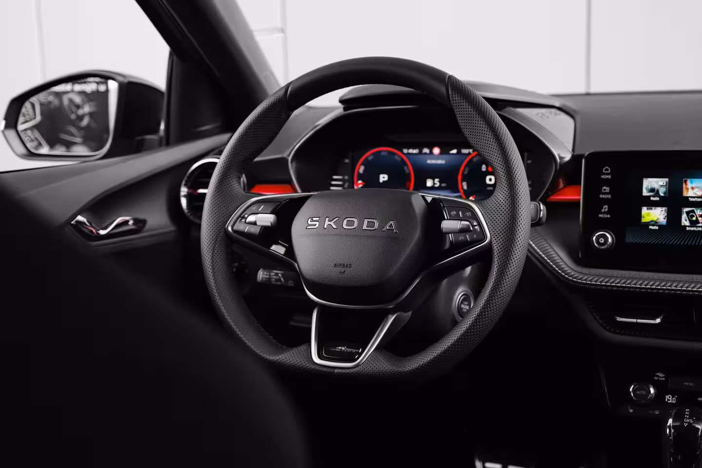 Skoda Fabia Monte Carlo | Achteruitrijcamera | Cruise control met speedlimiter | Driver Activity Assis
