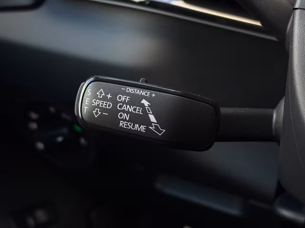 Skoda Karoq 1.5 TSI 150 pk ACT Sportline Business | Achteruitrijcamera | Stoel\stuur verwarming | Appl