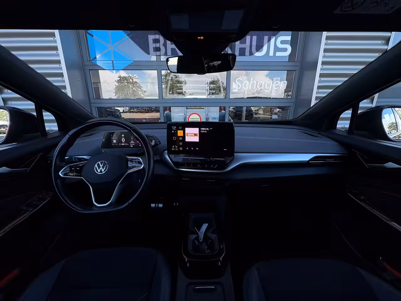 Volkswagen ID.5 Pro 77 kWh 175 pk | SoH 95, 78% | Wegklapbare Trekhaak | Apple Carplay | Cruise control ad