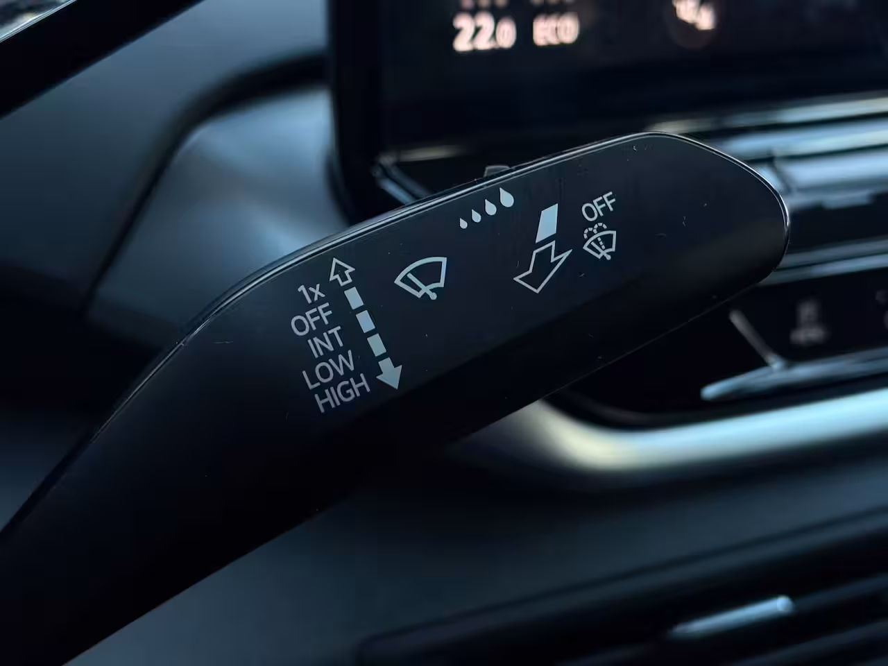 Volkswagen ID.5 Pro 77 kWh 175 pk | SoH 95, 78% | Wegklapbare Trekhaak | Apple Carplay | Cruise control ad