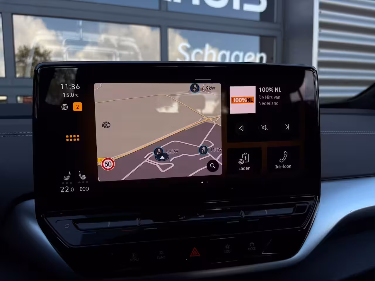 Volkswagen ID.5 Pro 77 kWh 175 pk | SoH 95, 78% | Wegklapbare Trekhaak | Apple Carplay | Cruise control ad
