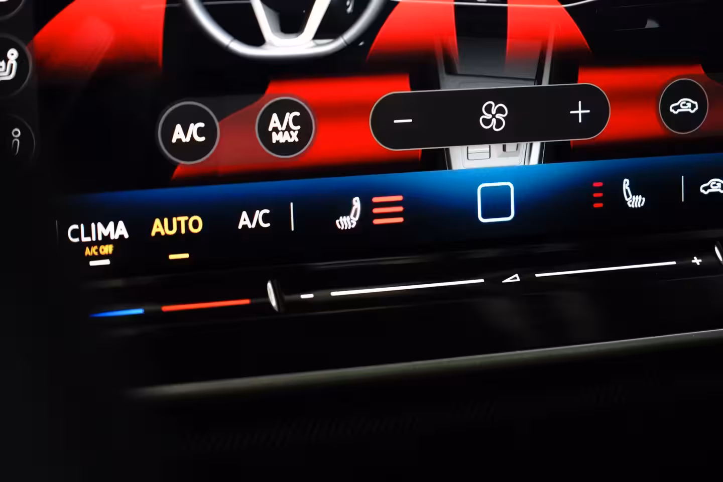 Volkswagen Golf 1.5 eTSI 150 pk R-Line | Panoramadak | 360 Camera | Matrix LED |