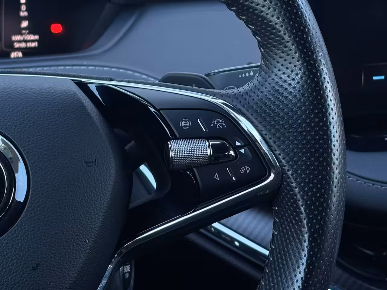Skoda Enyaq iV 60 180 pk | SOH 92, 4 | LM-Velgen 19 inch | Achteruitrijcamera | Apple Carplay