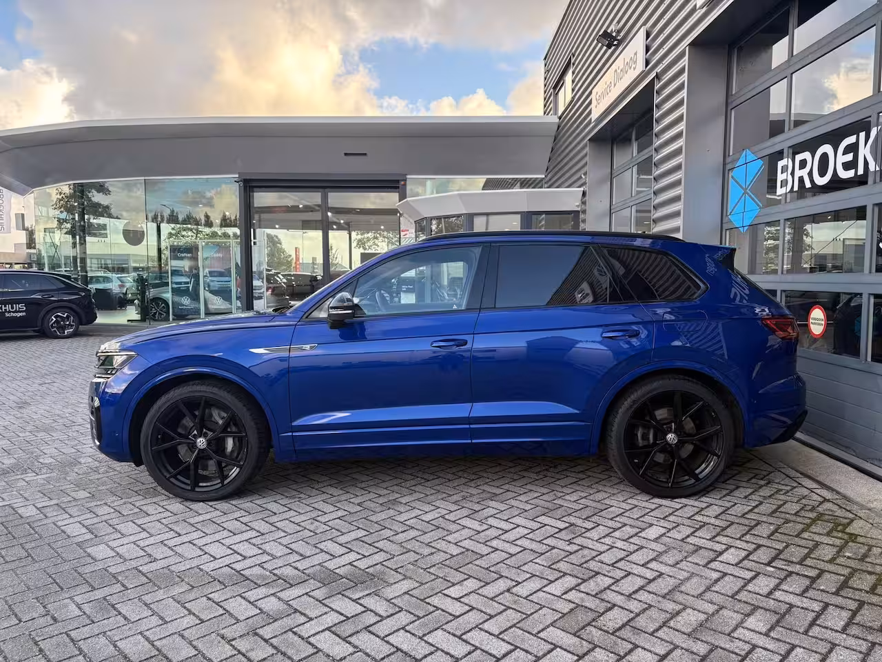 Volkswagen Touareg 3.0 TSi 462 pk eHybrid 4MOTION R | Wegklapbare Trekhaak | Luchtvering | Dynaudio | HUD |