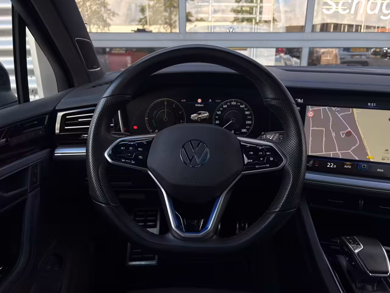 Volkswagen Touareg 3.0 TSi 462 pk eHybrid 4MOTION R | Wegklapbare Trekhaak | Luchtvering | Dynaudio | HUD |