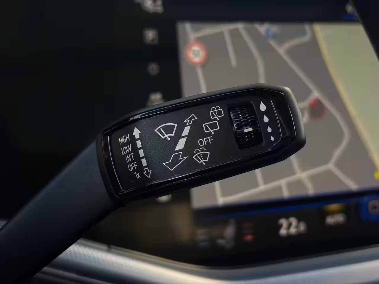Volkswagen Touareg 3.0 TSi 462 pk eHybrid 4MOTION R | Wegklapbare Trekhaak | Luchtvering | Dynaudio | HUD |