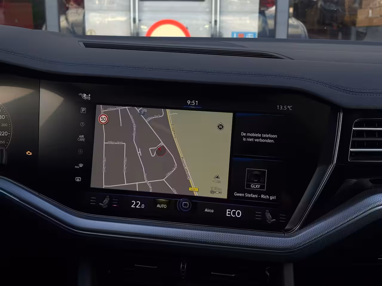 Volkswagen Touareg 3.0 TSi 462 pk eHybrid 4MOTION R | Wegklapbare Trekhaak | Luchtvering | Dynaudio | HUD |