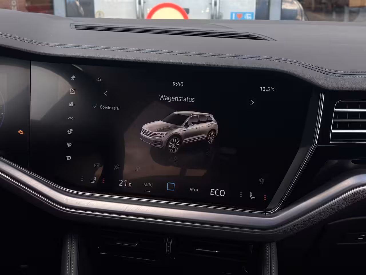Volkswagen Touareg 3.0 TSi eHybrid 4MOTION 462 pk R-line | Trekhaak elek. uitklapbaar | 21 inch LM-Velgen | A