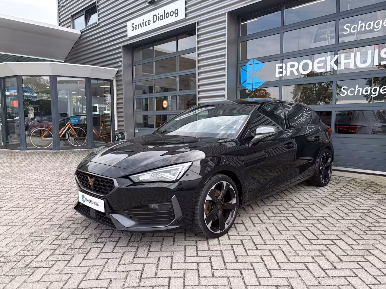 Cupra Leon 1.4 e-Hybrid 204 pk Essential 6-DSG | SoH 89, 33% | Apple Carplay | Parkeersensoren | Crui