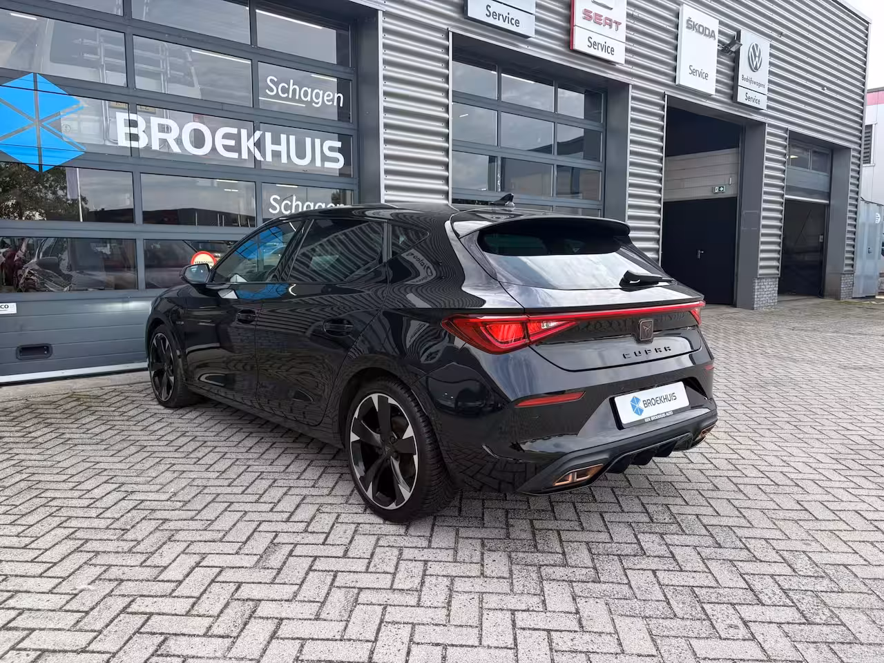 Cupra Leon 1.4 e-Hybrid 204 pk Essential 6-DSG | SoH 89, 33% | Apple Carplay | Parkeersensoren | Crui