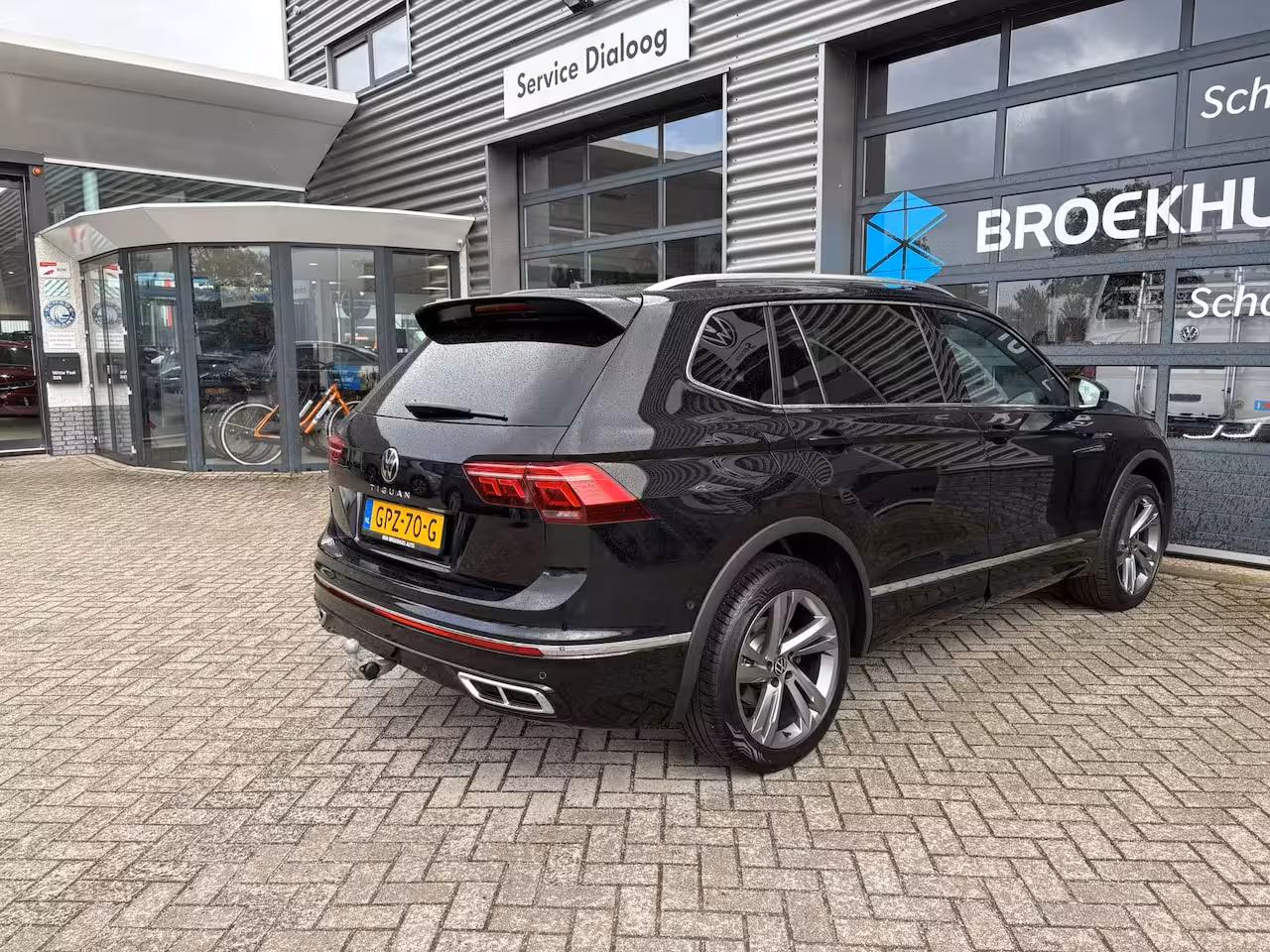 Volkswagen Tiguan Allspace 1.5 TSI 150 pk R-Line Business 7pers. 7-DSG | Trekhaak wegklapbaar | Apple Carplay | Stoel