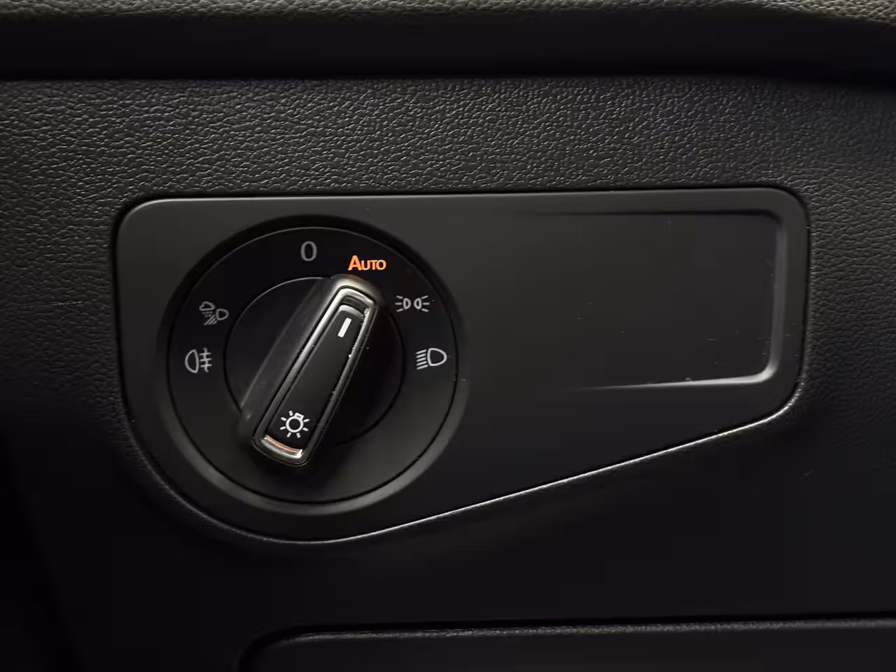 Volkswagen Tiguan Allspace 1.5 TSI 150 pk R-Line Business 7pers. 7-DSG | Trekhaak wegklapbaar | Apple Carplay | Stoel