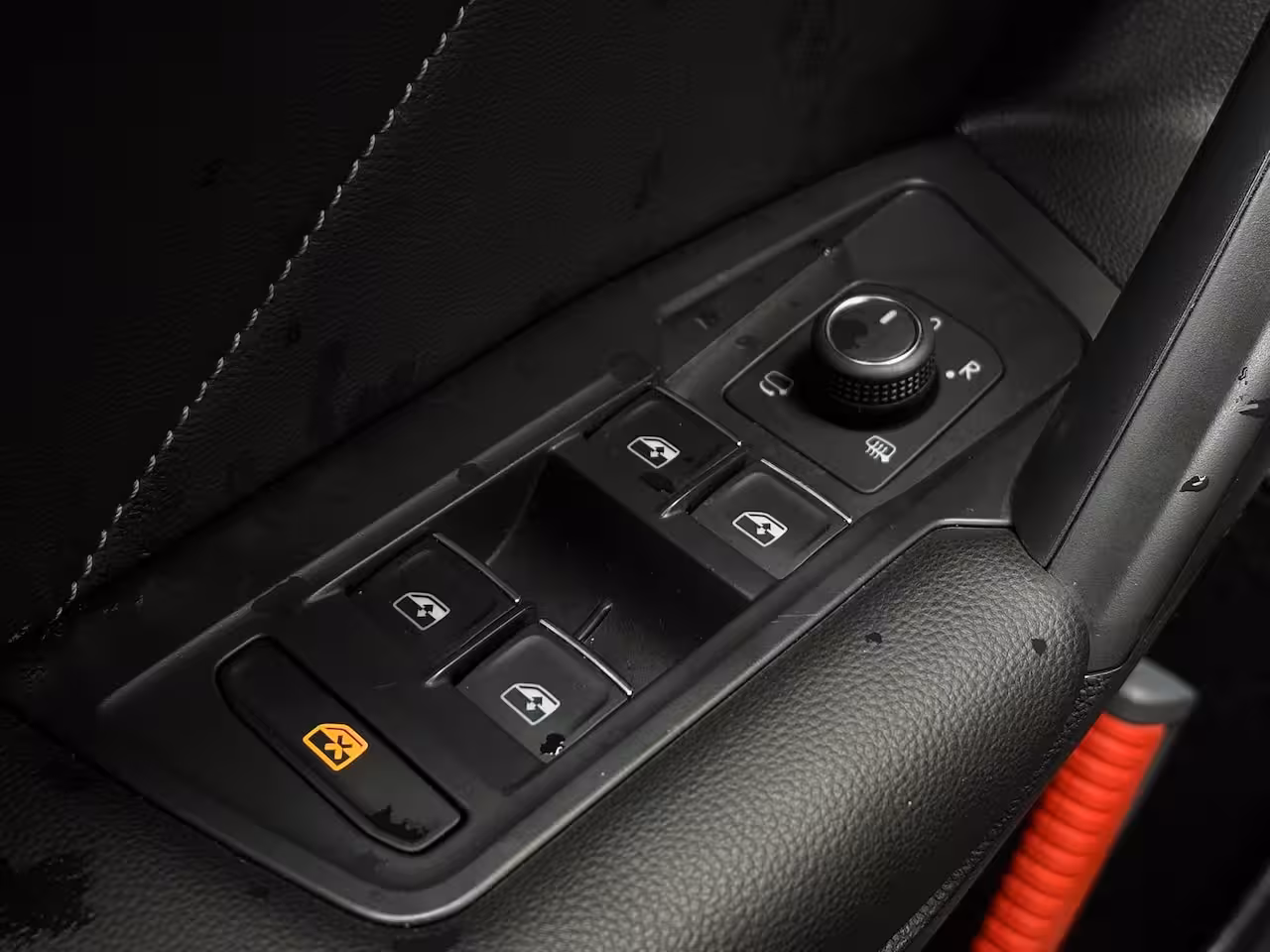 Volkswagen Tiguan Allspace 1.5 TSI 150 pk R-Line Business 7pers. 7-DSG | Trekhaak wegklapbaar | Apple Carplay | Stoel