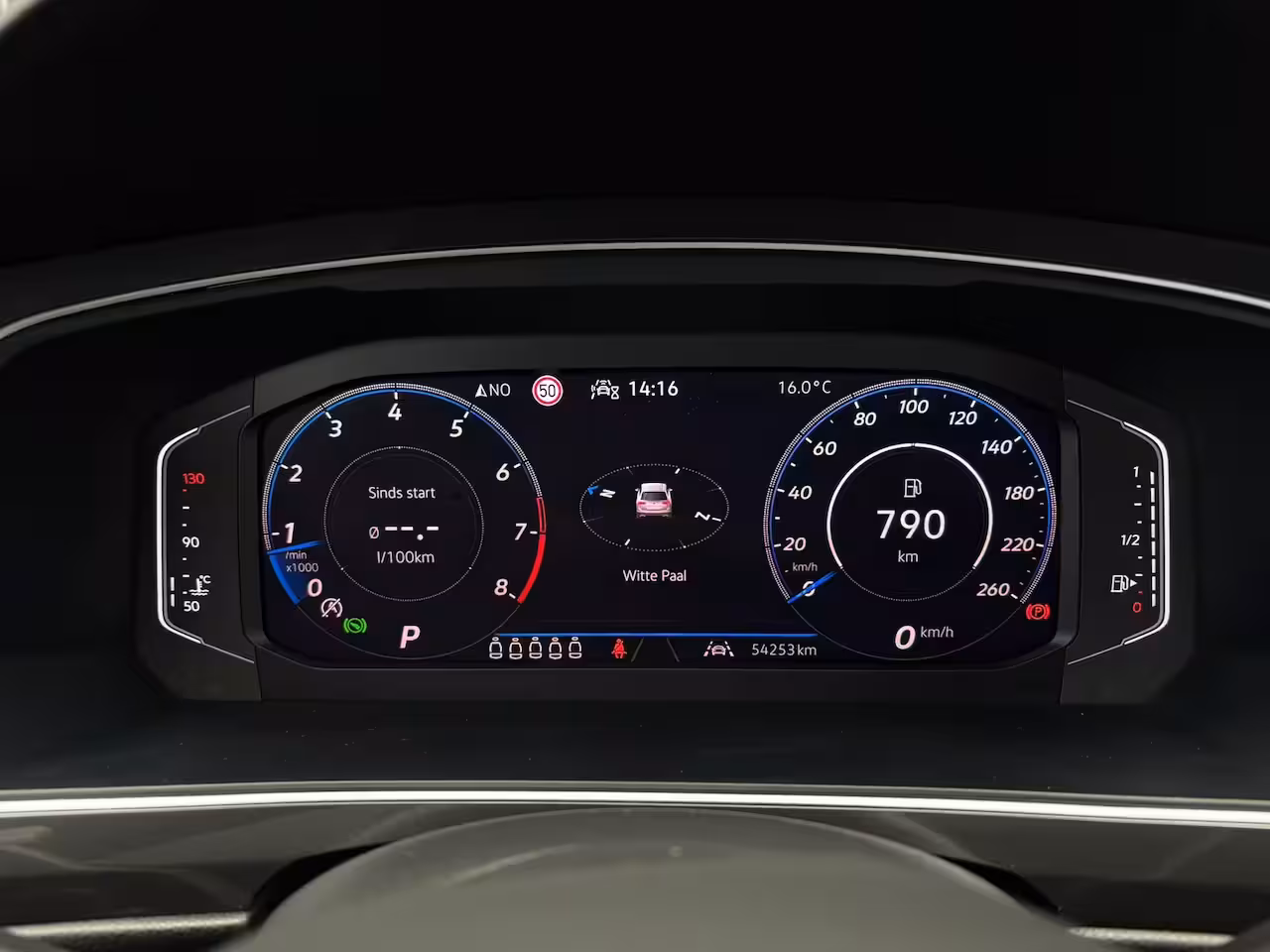 Volkswagen Tiguan Allspace 1.5 TSI 150 pk R-Line Business 7pers. 7-DSG | Trekhaak wegklapbaar | Apple Carplay | Stoel