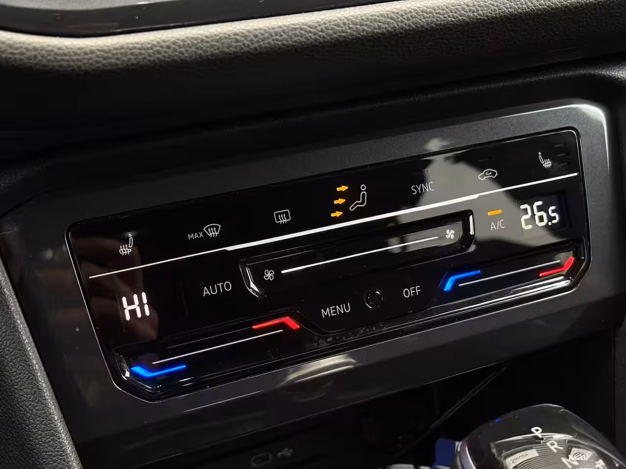 Volkswagen Tiguan Allspace 1.5 TSI 150 pk R-Line Business 7pers. 7-DSG | Trekhaak wegklapbaar | Apple Carplay | Stoel