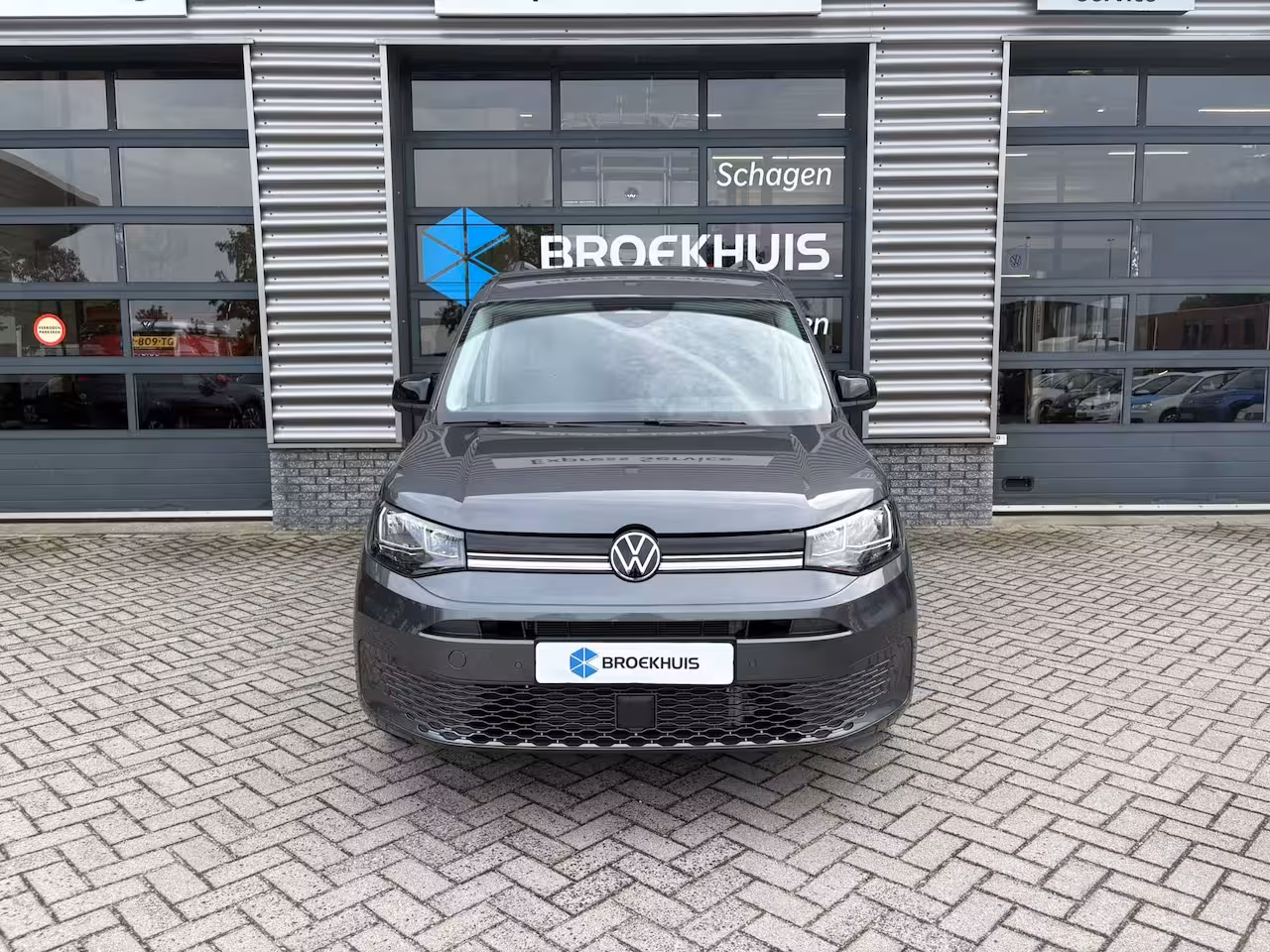 Volkswagen Caddy Maxi 1.5 eHybrid 150 pk DSG-6 Life | Achteruitrijcamera | Cruise control adaptief | Apple Carpl