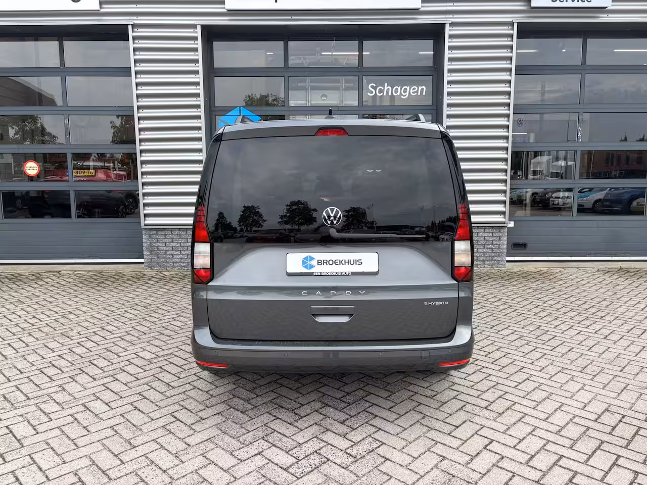 Volkswagen Caddy Maxi 1.5 eHybrid 150 pk DSG-6 Life | Achteruitrijcamera | Cruise control adaptief | Apple Carpl