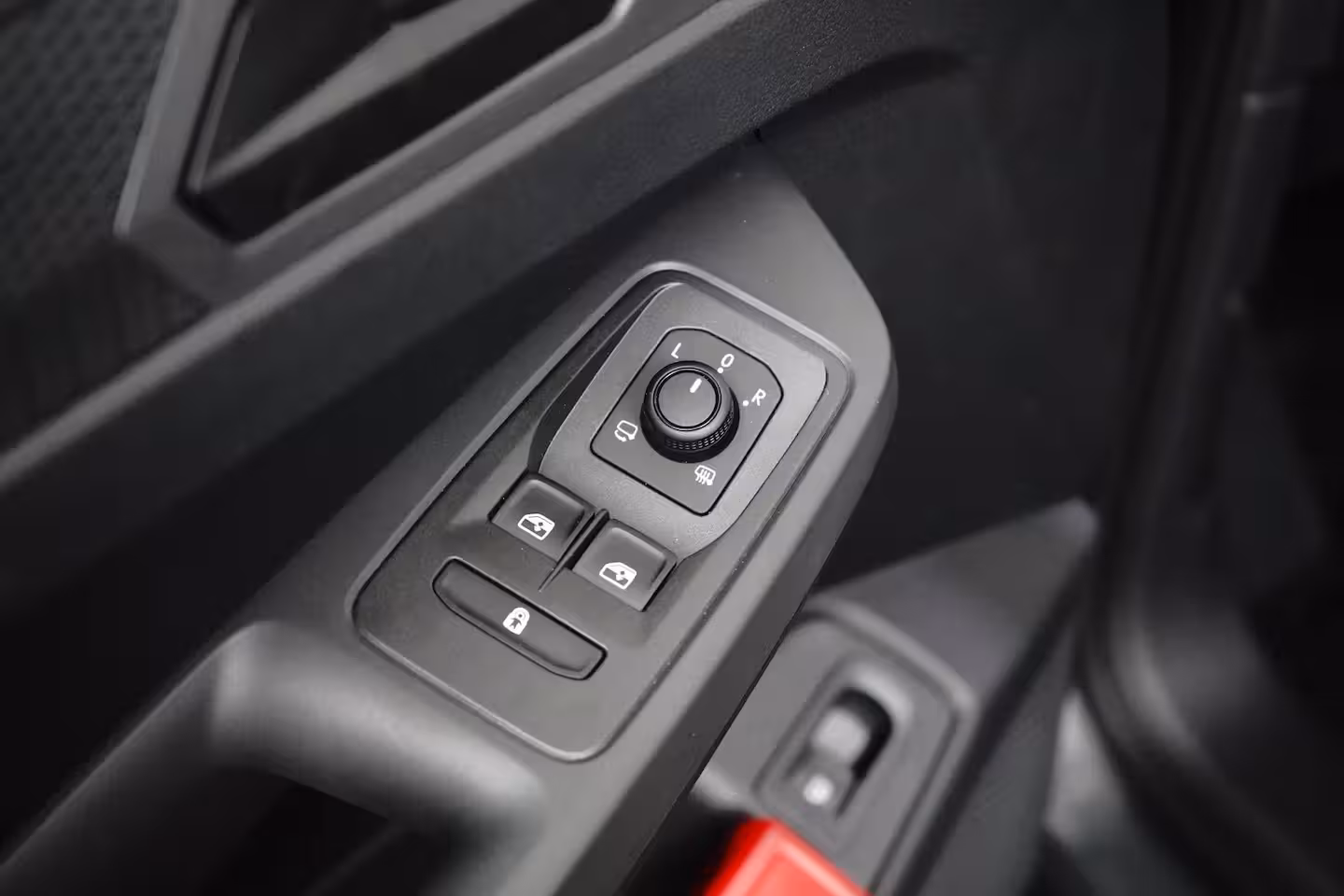 Volkswagen Caddy Maxi 1.5 eHybrid 150 pk DSG-6 Life | Achteruitrijcamera | Cruise control adaptief | Apple Carpl