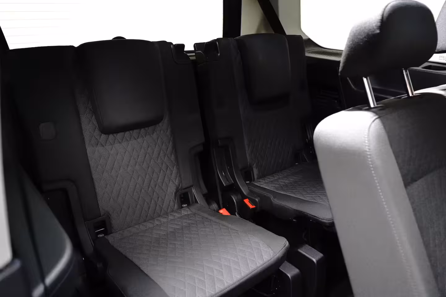 Volkswagen Caddy Maxi 1.5 eHybrid 150 pk DSG-6 Life | Achteruitrijcamera | Cruise control adaptief | Apple Carpl