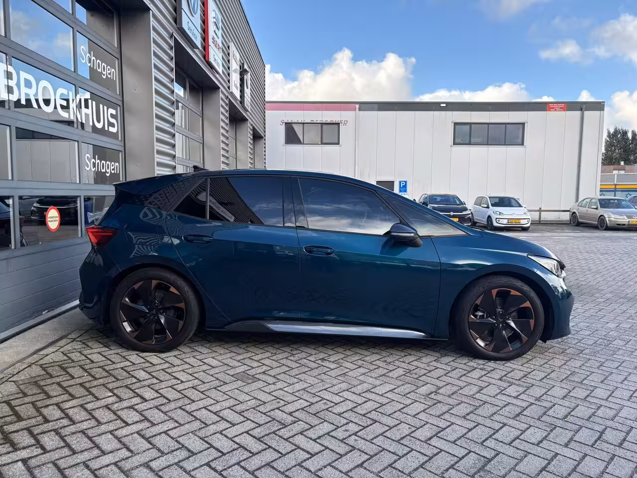 Cupra Born Copper 62 kWh 204 pk | SoH 91, 37% | Achteruitrijcamera | Apple Carplay | Stoelverwarming