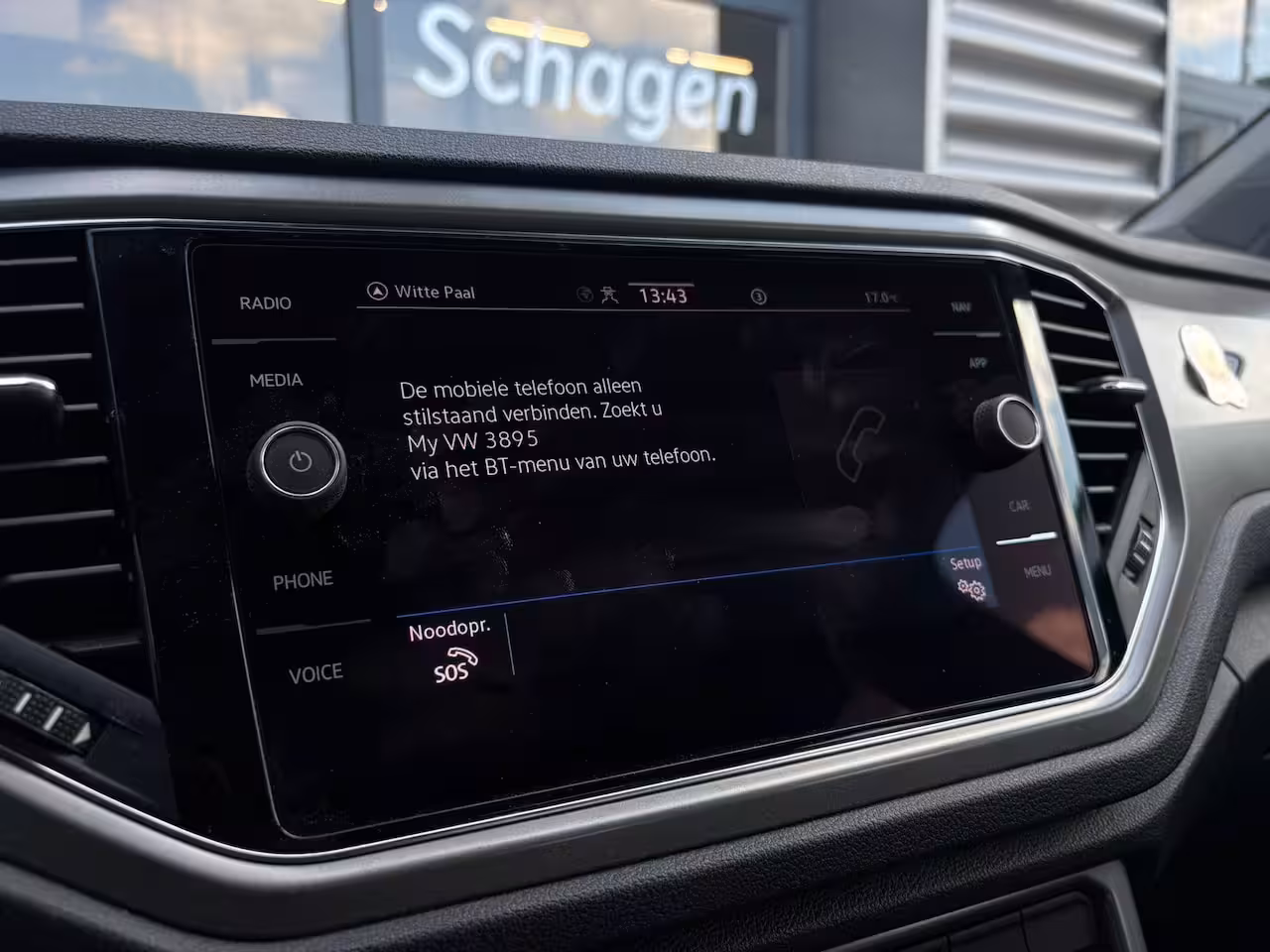Volkswagen T-Roc 1.5 TSI 150 pk Style 7-DSG | Achteruitrijcamera | Cruise control adaptief | LED koplampen