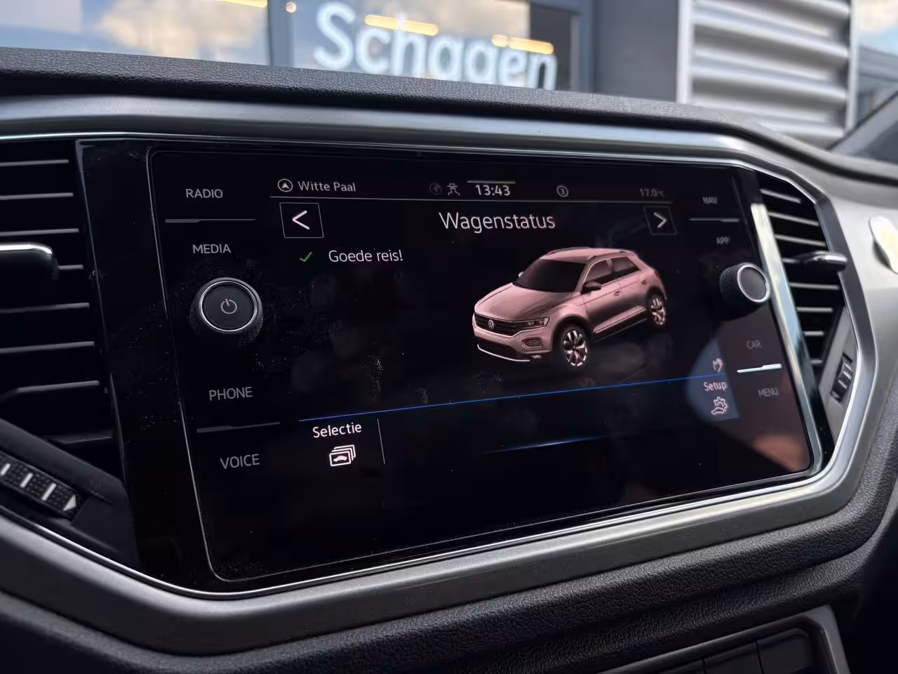 Volkswagen T-Roc 1.5 TSI 150 pk Style 7-DSG | Achteruitrijcamera | Cruise control adaptief | LED koplampen
