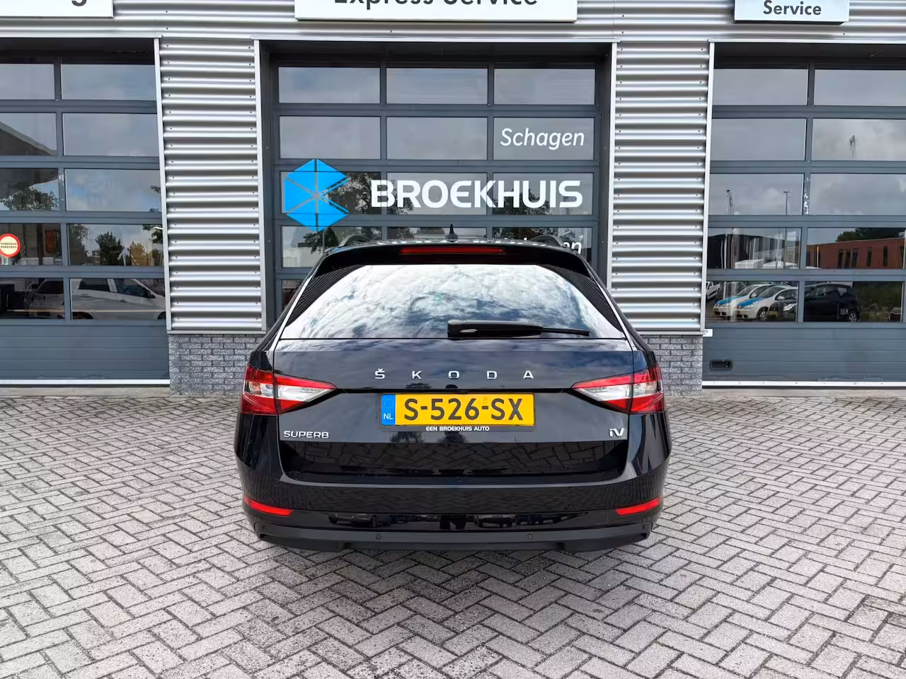 Skoda Superb Combi 1.4 TSI 218 pk iV Business Edition Plus 6-DSG | Panoramadak | Achteruitrijcamera | Navigat