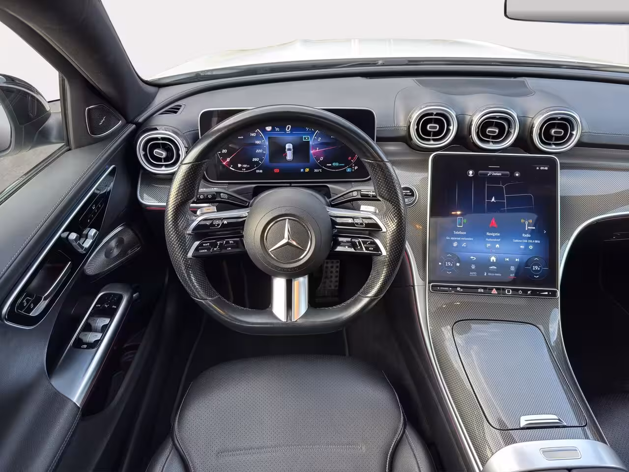 Mercedes-Benz C-klasse Estate 200 Launch Edition AMG Line | 360 Camera | Panoramadak | Adapt. Cruise | Apple Carplay/And