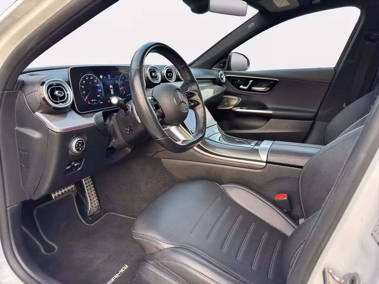 Mercedes-Benz C-klasse Estate 200 Launch Edition AMG Line | 360 Camera | Panoramadak | Adapt. Cruise | Apple Carplay/And