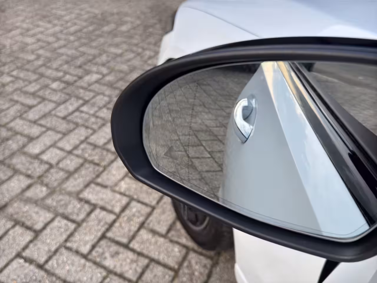 Mercedes-Benz C-klasse Estate 200 Launch Edition AMG Line | 360 Camera | Panoramadak | Adapt. Cruise | Apple Carplay/And