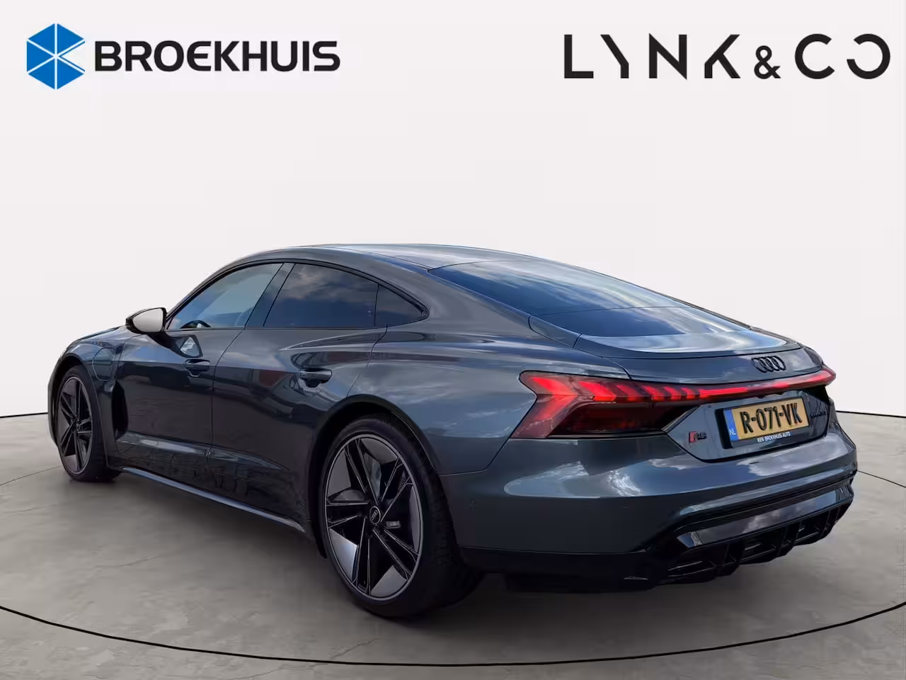 Audi e-tron GT RS 93 kWh | Premium audio installatie | 360° Camera | Voorstoelen met massagefunctie en ge