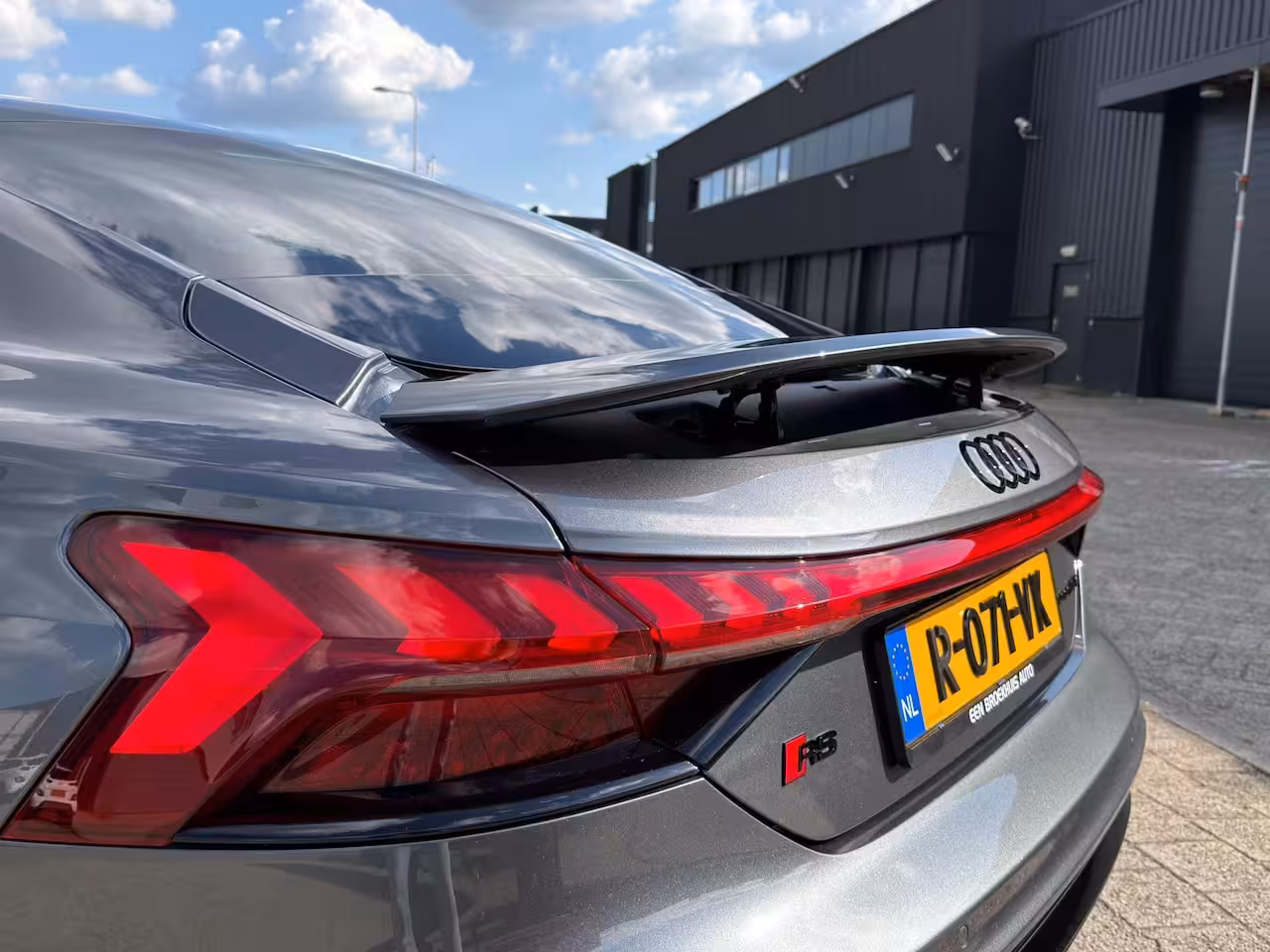 Audi e-tron GT RS 93 kWh | Premium audio installatie | 360° Camera | Voorstoelen met massagefunctie en ge